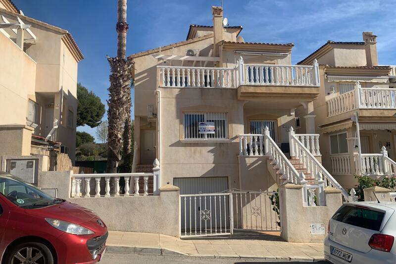 Villa for sale in Filipinas, Alicante