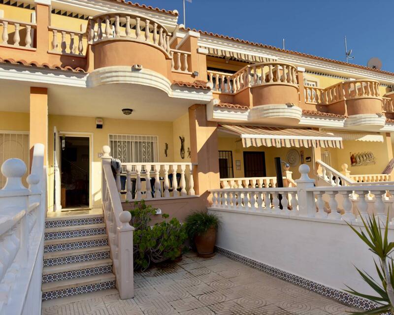 Villa en venta en Ciudad Quesada, Alicante