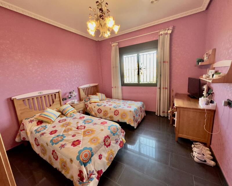 4 Schlafzimmer Villa zu verkaufen