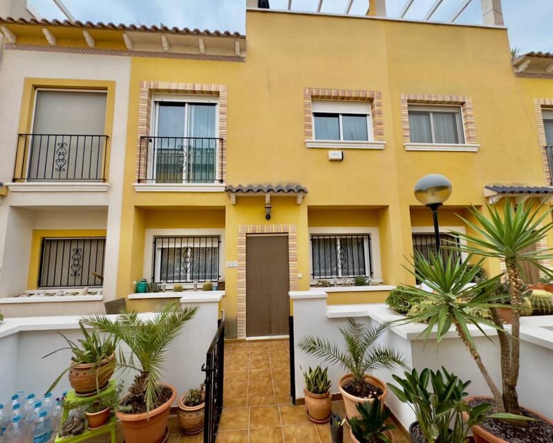 Villa à vendre dans Catral, Alicante