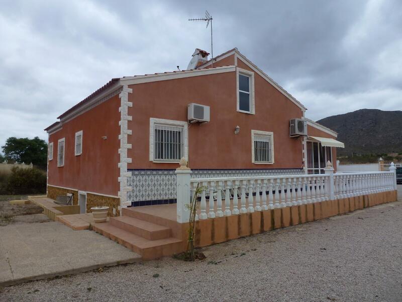 4 Cuarto Villa en venta