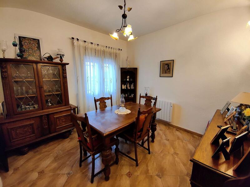 3 Schlafzimmer Stadthaus zu verkaufen