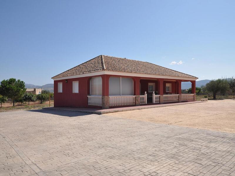 8 Cuarto Villa en venta