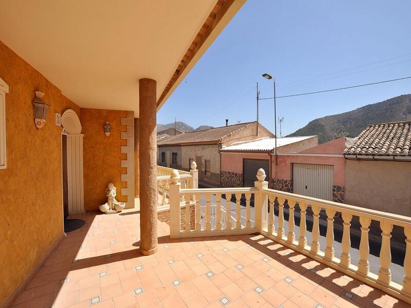 4 Cuarto Villa en venta