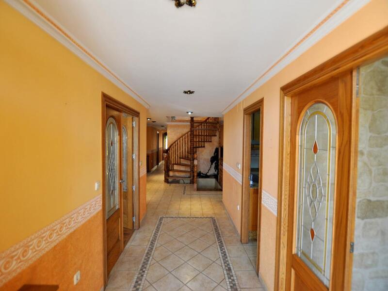 4 Cuarto Villa en venta