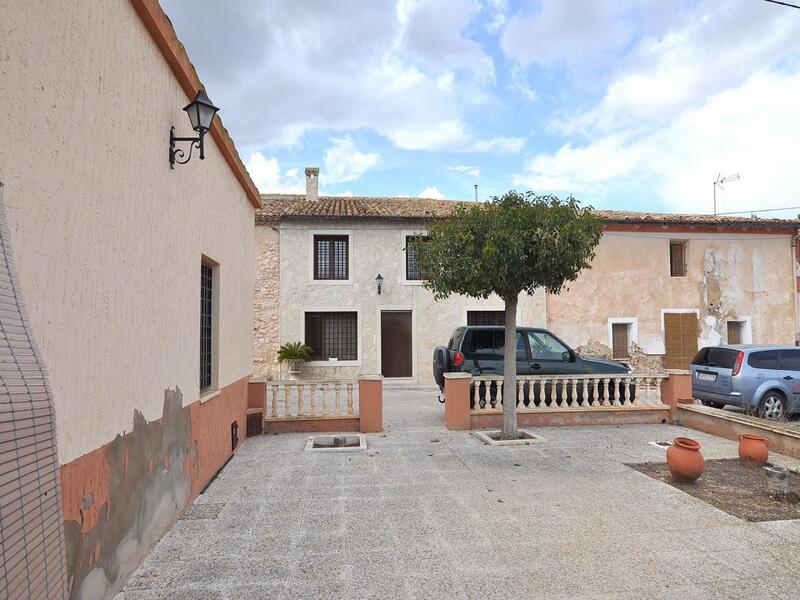 Country House for sale in Salinas, Alicante