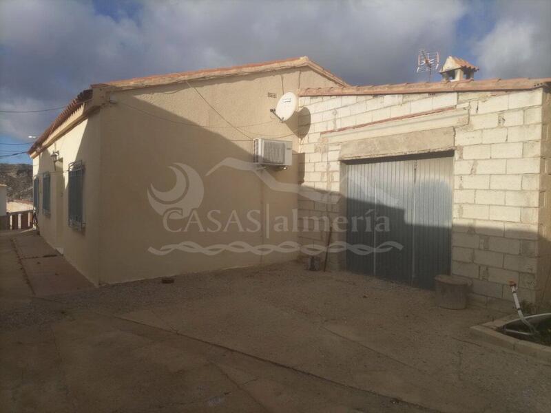 3 Cuarto Villa en venta