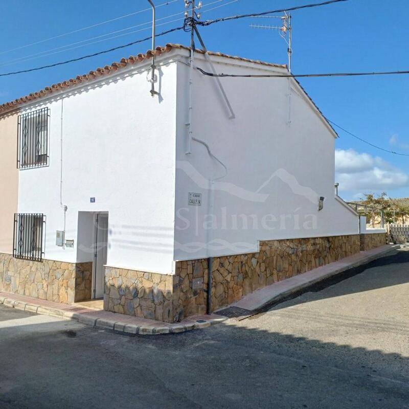 Landsted til salg i Santopetar, Almería