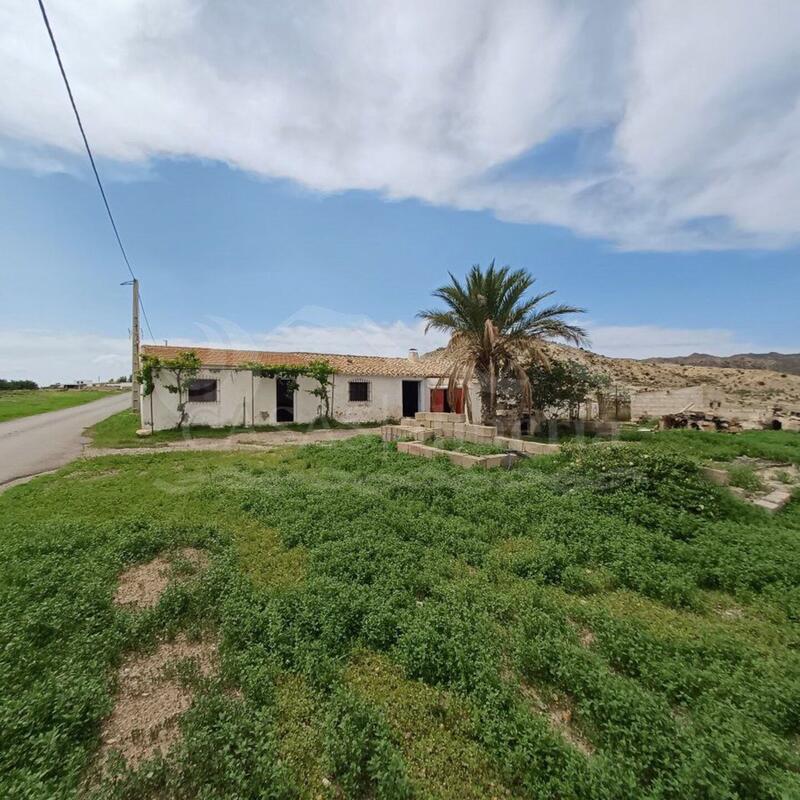 Country House for sale in Santa Maria de Nieva, Almería