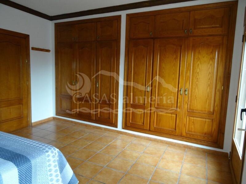 4 Cuarto Villa en venta