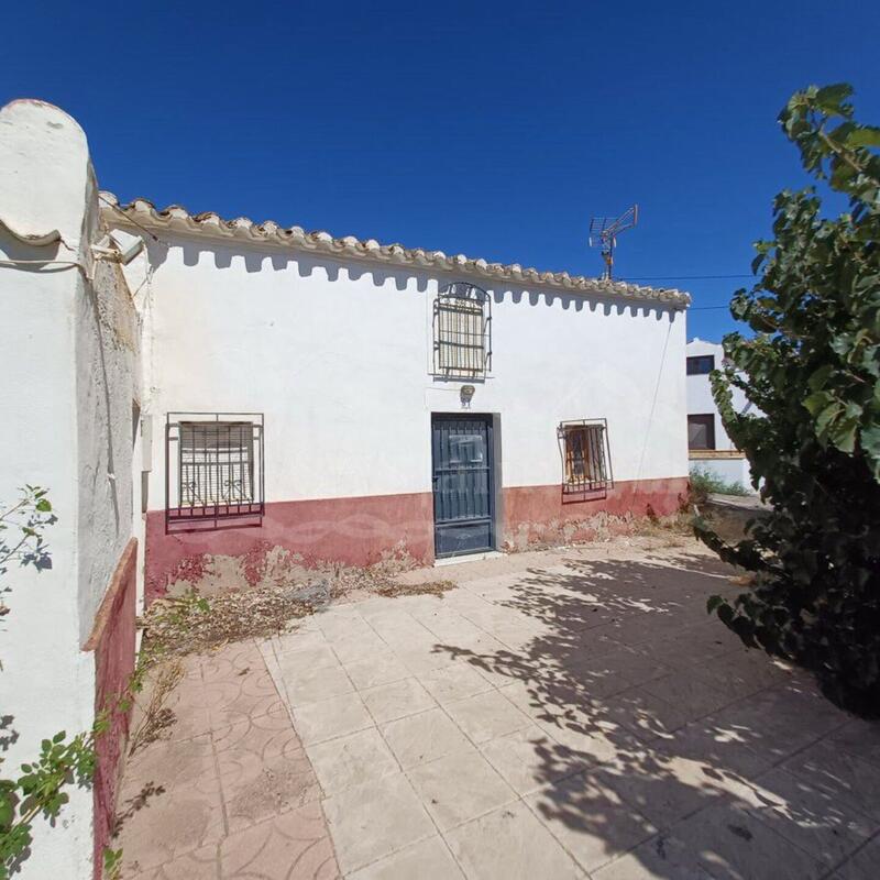 Country House for sale in Fuente Amarga, Almería