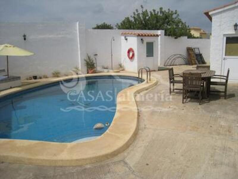 3 bedroom Villa for sale