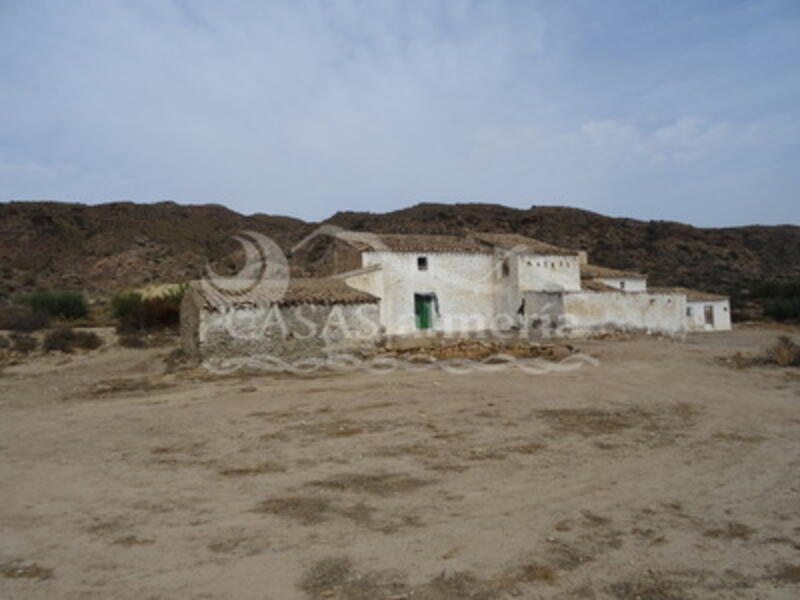 Lantställe till salu i Huercal-Overa, Almería