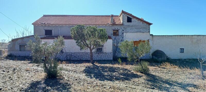 4 bedroom Country House for sale