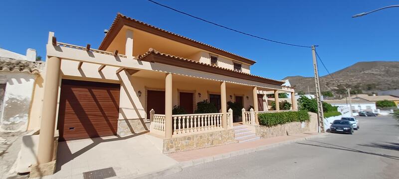 Villa til salg i Goñar, Almería