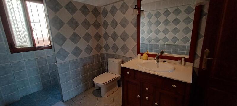 4 bedroom Villa for sale