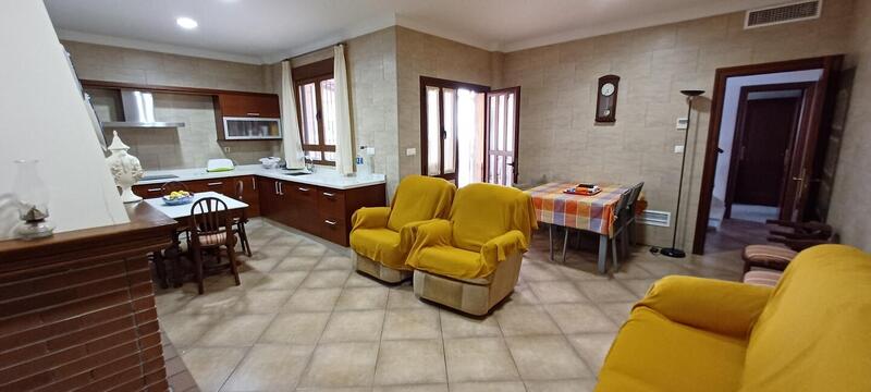 4 bedroom Villa for sale