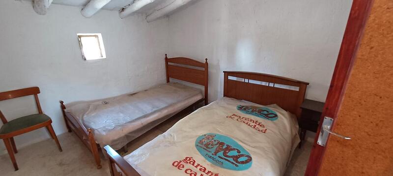 5 bedroom Country House for sale