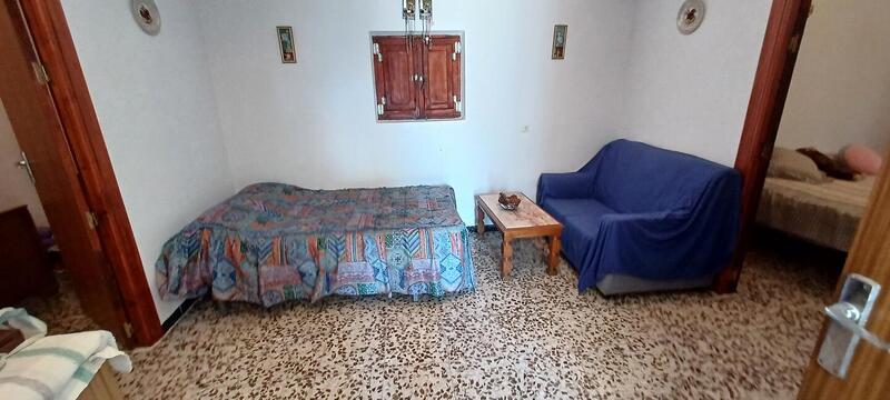 5 bedroom Country House for sale