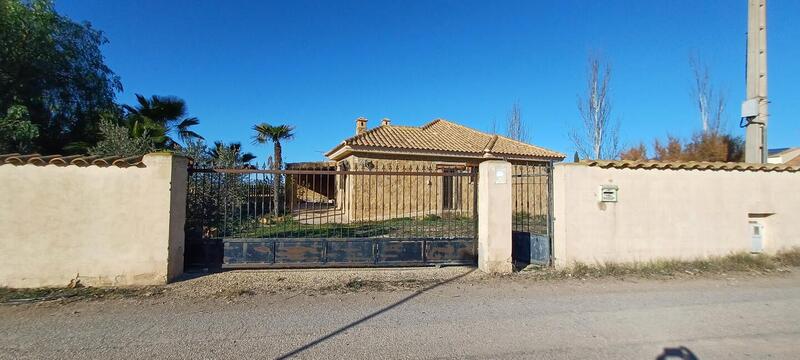 4 bedroom Villa for sale