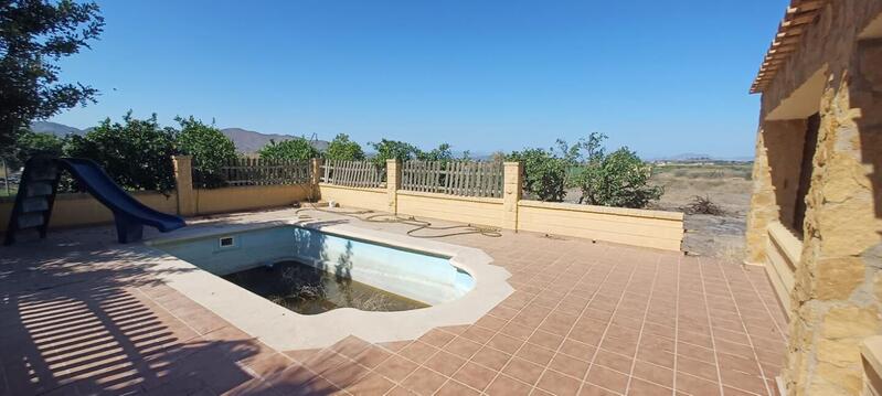 4 bedroom Villa for sale