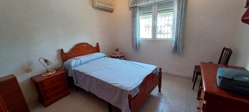 5 bedroom Country House for sale