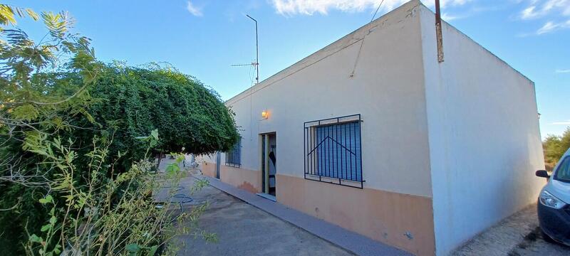 Country House for sale in El Saltador (Pulpi), Almería