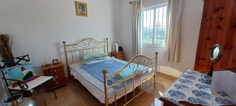 4 bedroom Country House for sale