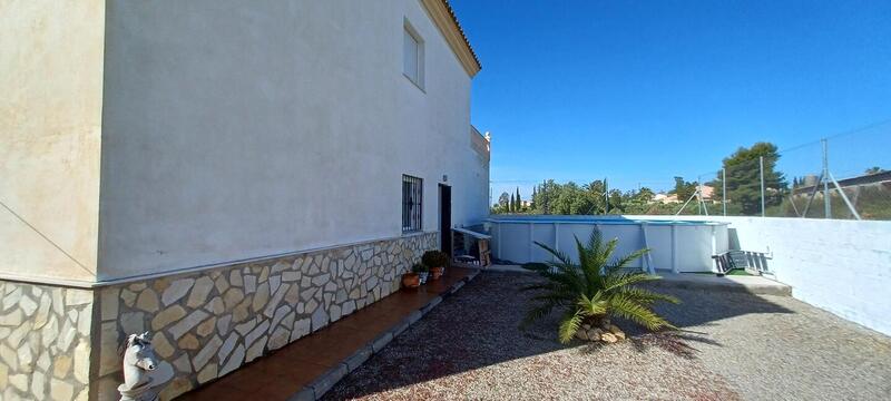 4 bedroom Country House for sale