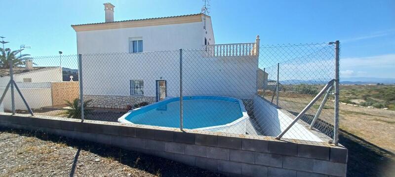 4 bedroom Country House for sale