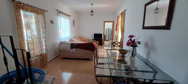 4 bedroom Country House for sale
