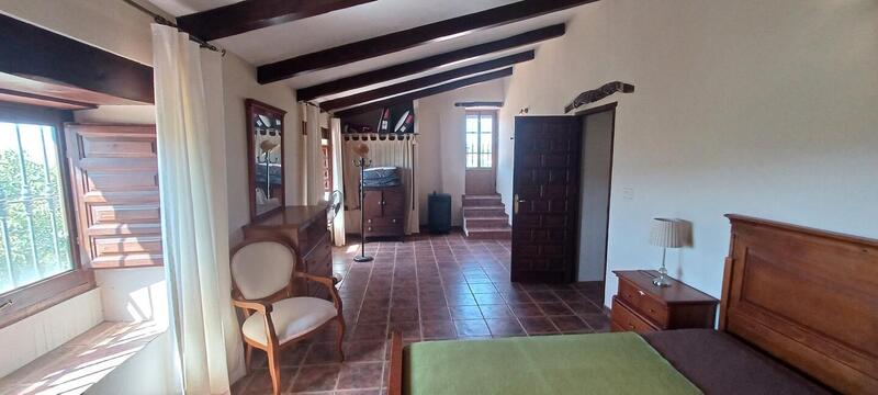 4 bedroom Country House for sale