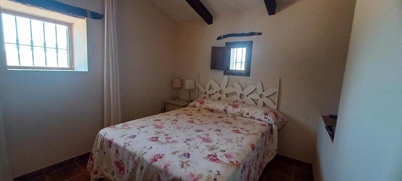 4 bedroom Country House for sale