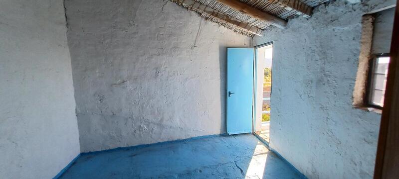 4 slaapkamer Gezinswoning Te koop