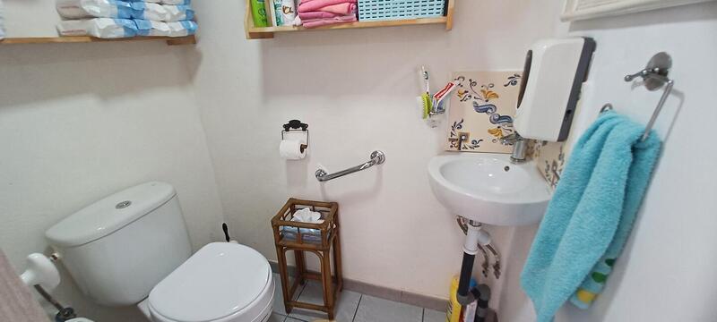 4 slaapkamer Gezinswoning Te koop
