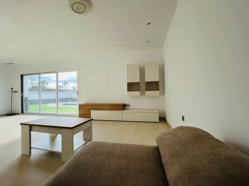 5 bedroom Villa for sale