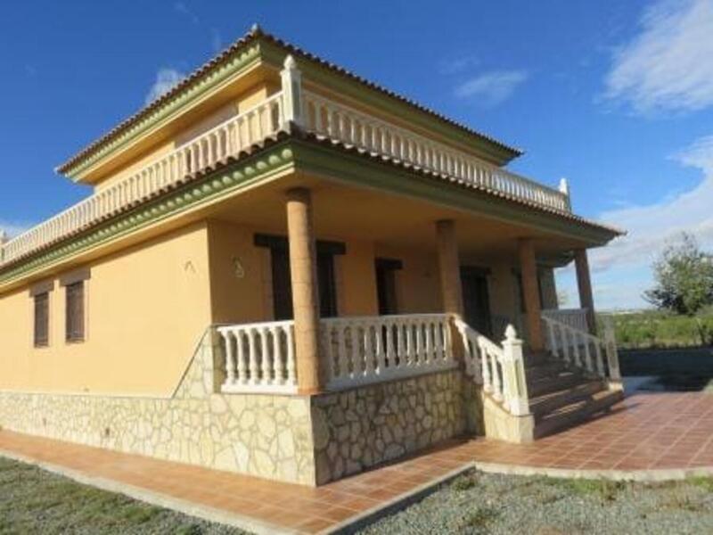 5 bedroom Villa for sale