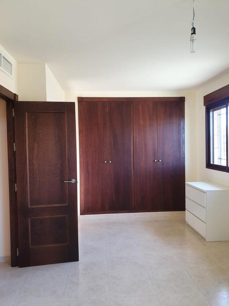 5 bedroom Villa for sale