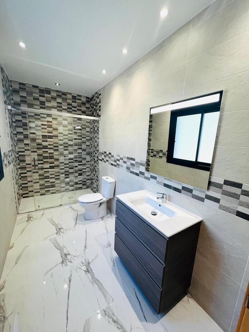 3 Cuarto Villa en venta