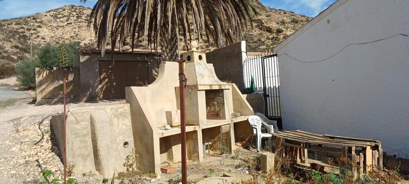 4 soveværelse Landsted til salg