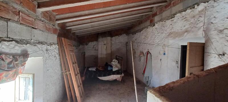 4 bedroom Country House for sale