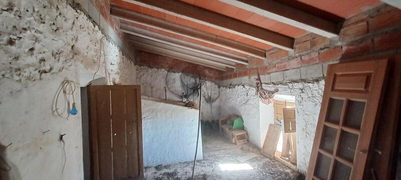 4 bedroom Country House for sale