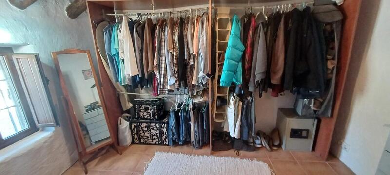 2 bedroom Country House for sale 2 bedroom Country House for sale