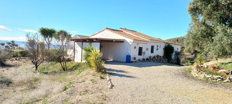 2 bedroom Country House for sale 2 bedroom Country House for sale