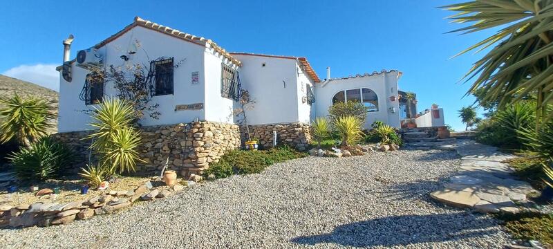 2 bedroom Country House for sale 2 bedroom Country House for sale