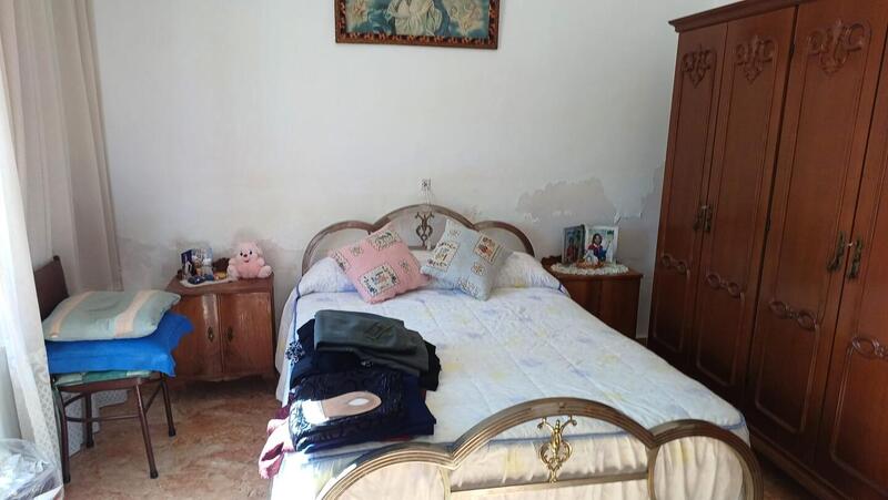 5 Cuarto Casa de Campo en venta