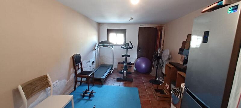 6 bedroom Country House for sale