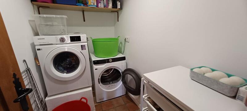 6 bedroom Country House for sale