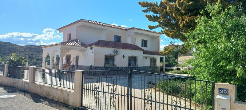 3 bedroom Villa for sale