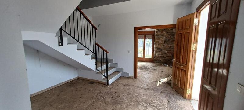 3 bedroom Country House for sale